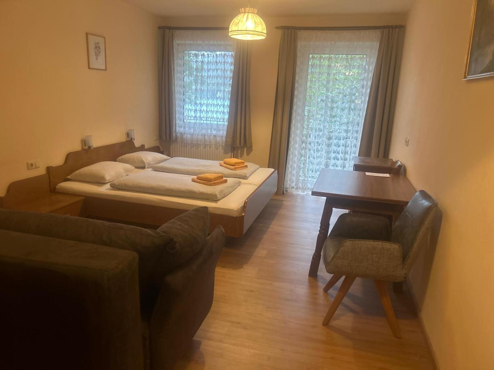 Gasthof Mit Seeterasse & Appartements Zur Landeroith ワイレック エクステリア 写真
