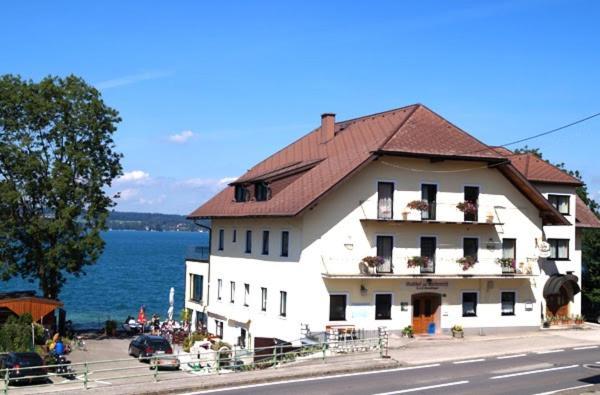 Gasthof Mit Seeterasse & Appartements Zur Landeroith ワイレック エクステリア 写真